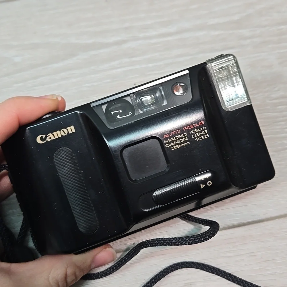 Canon Spirit AF35J  Auto Focus 45cm Lens 35mm 1:3.5 camera photo